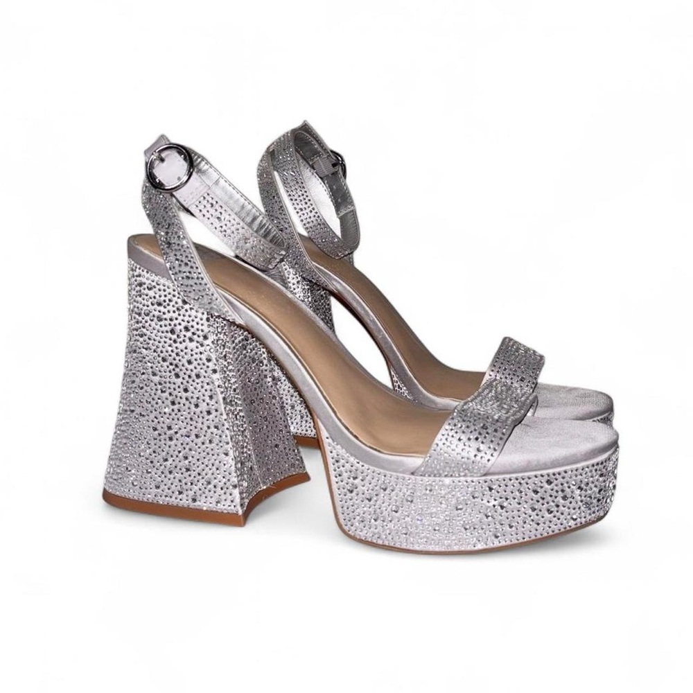 Gianni Bini Silver Glitter Platform Sandals